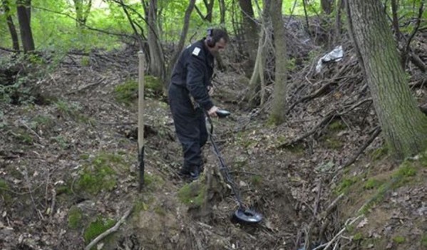 Muniţie neexplodată, găsită în Treznea Muniţie neexplodată, găsită în Treznea