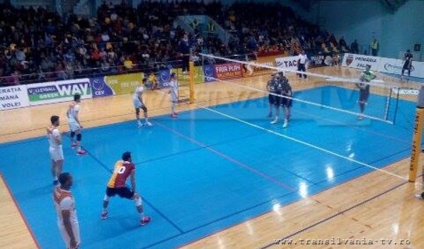 Calificare la pas în semifinalele Cupei României Calificare la pas în semifinalele Cupei României