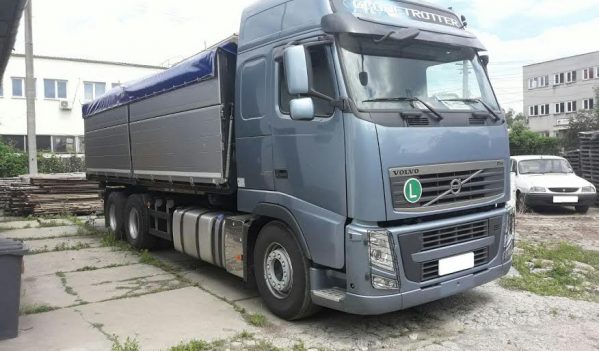 Autocamion indisponibilizat de jandarmii din Zalău, în vederea confiscării Autocamion indisponibilizat de jandarmii din Zalău, în vederea confiscării