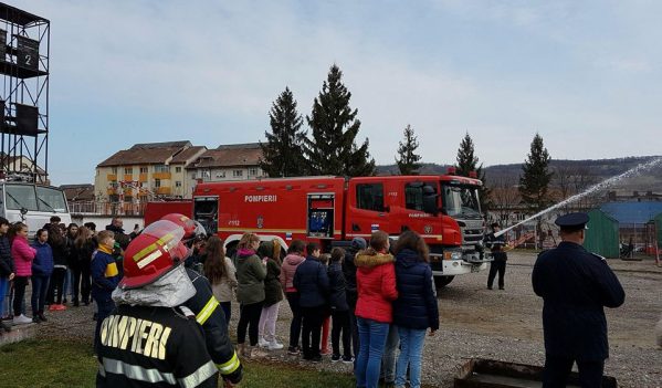 „Şcoala Altfel”, la ISU Sălaj „Şcoala Altfel”, la ISU Sălaj
