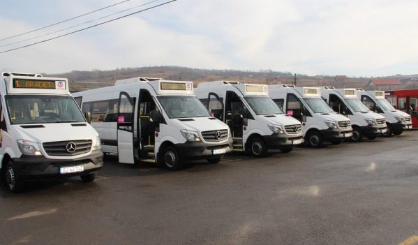 Șase microbuze noi achiziționate de Primăria Zalău Șase microbuze noi achiziționate de Primăria Zalău