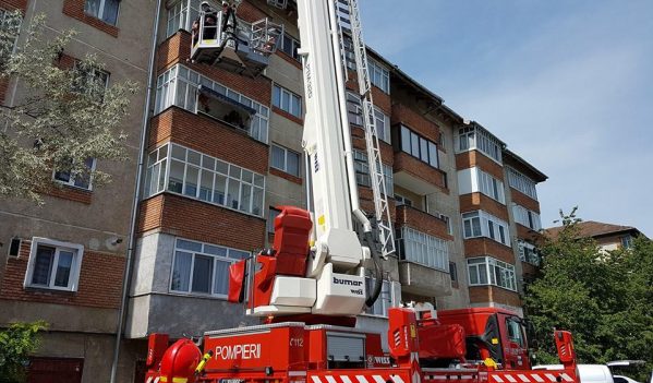 Pericol înlăturat de pompierii zălăuani Pericol înlăturat de pompierii zălăuani