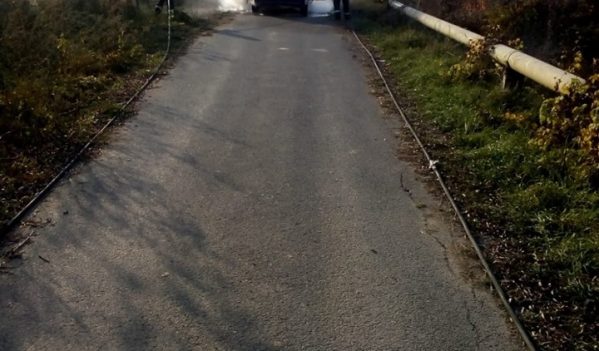Autoturism cuprins de flăcări în Jibou Autoturism cuprins de flăcări în Jibou