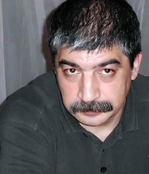 O zi tâmpită, în gura unor oameni presupus deștepți. Sau invers. O zi tâmpită, în gura unor oameni presupus deștepți. Sau invers.