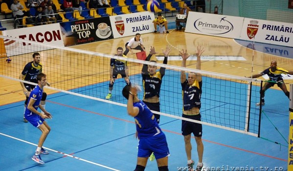 Vicecampionii au învins lidera campionatului Vicecampionii au învins lidera campionatului